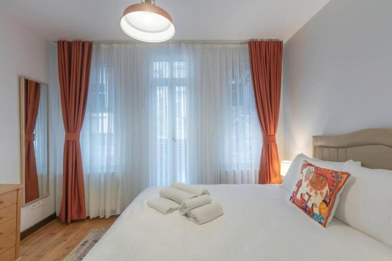 Daire 5br Haven In Cihangir - Near Istiklal & Taksim